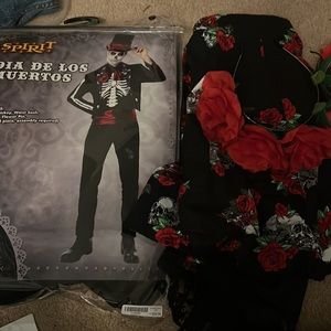 Large men’s and women’s medium Halloween costume